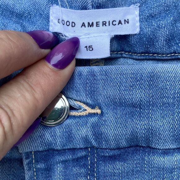 Good American GOOD PETITE SKINNY JEANS Crop Lightly Distressed Size 15 38x25 - Picture 5 of 6